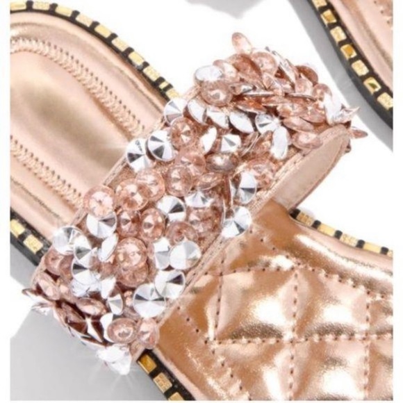 🥀 ✨Rose Gold Embellished Slide Sandals BNWT - Picture 4 of 4